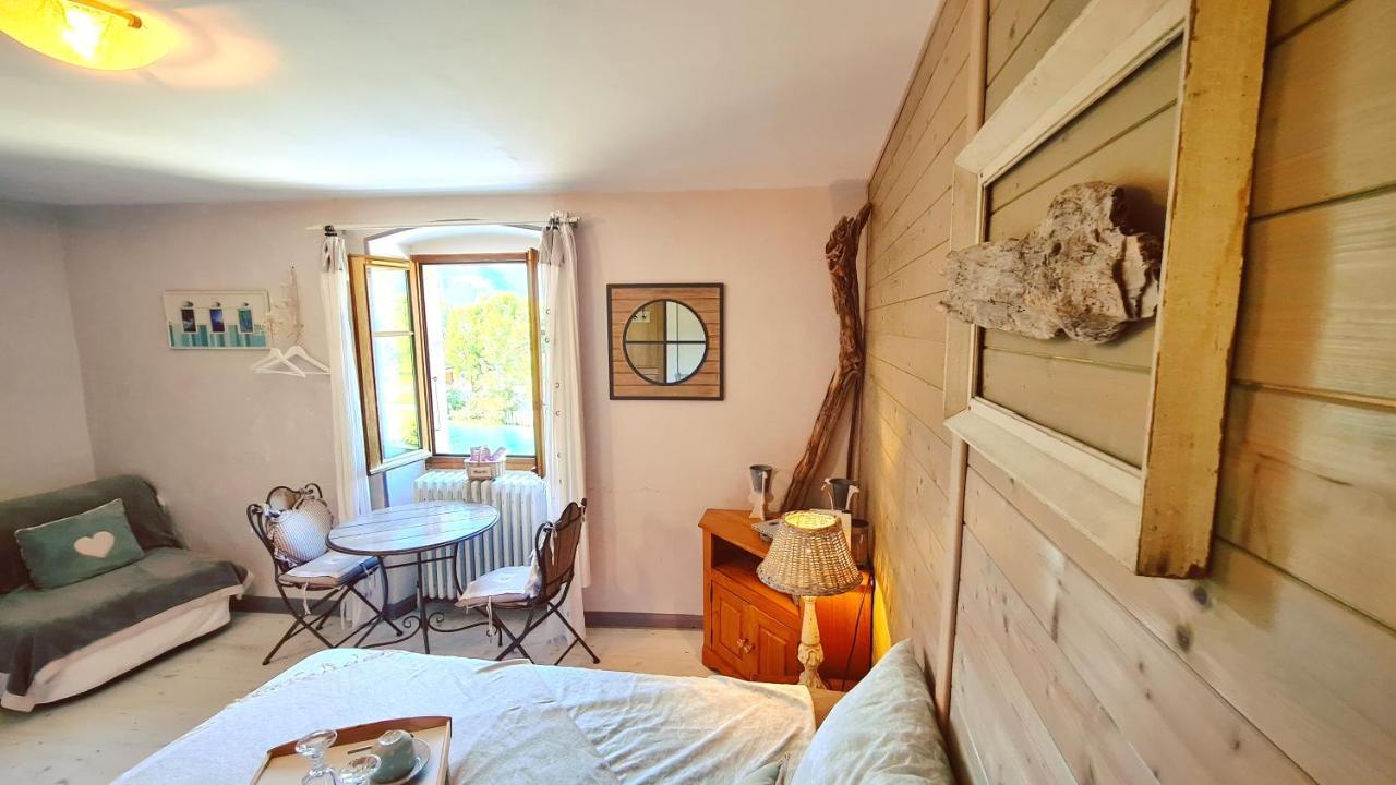 Le Doux Nid Bed & Breakfast Chanaz Exterior foto
