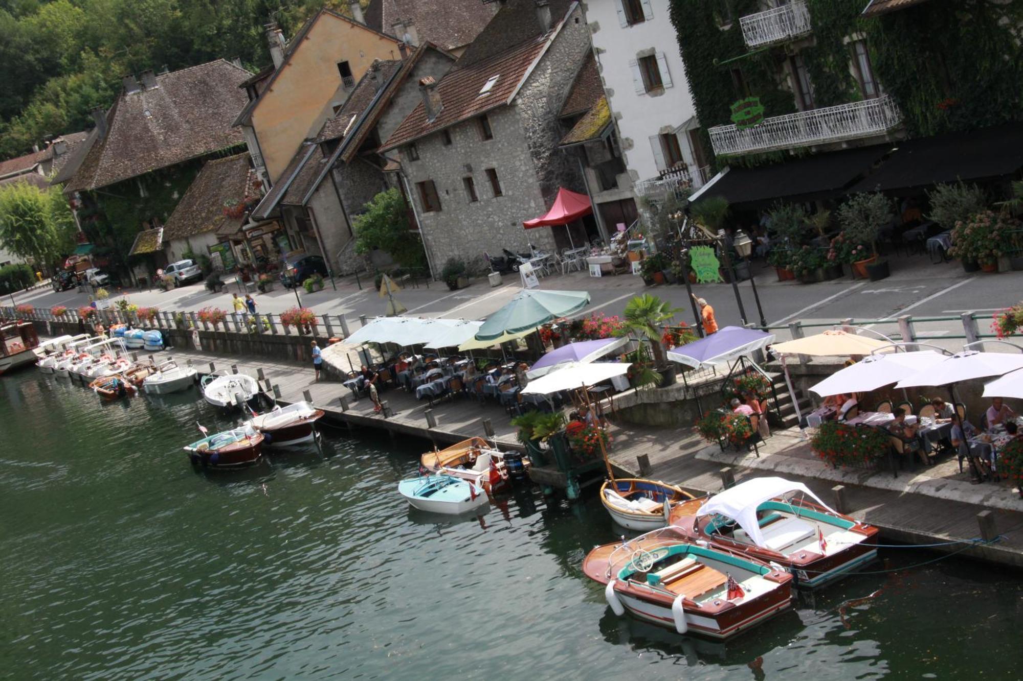 Le Doux Nid Bed & Breakfast Chanaz Exterior foto